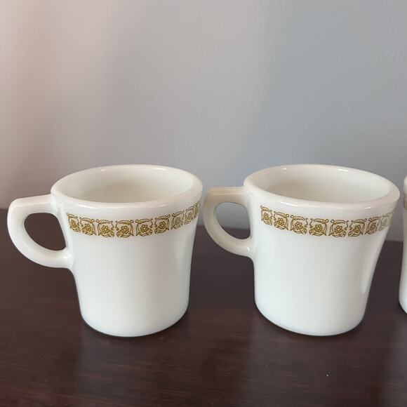 Vintage Pyrex Milk Glass Butterfly Gold D-Handle Coffee Tea Mugs Cups Set of 4 - Picture 7 of 8